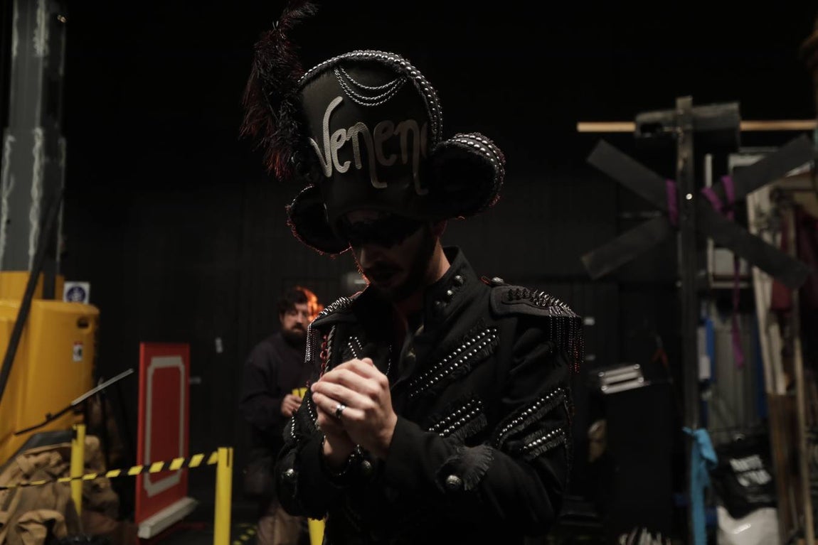 FOTOS: La antología de Juan Carlos Aragón levanta el Falla