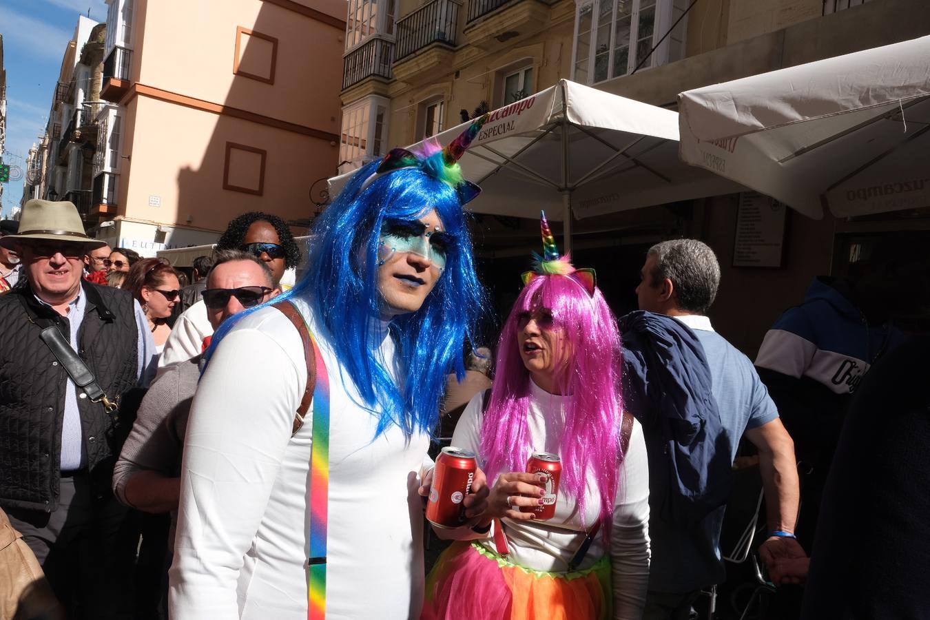 FOTOS: Gran ambiente en la Batalla de coplas del Carnaval de Cádiz 2020