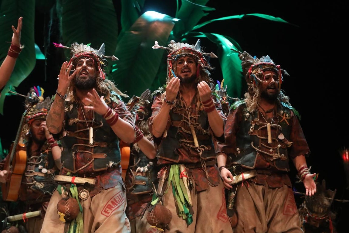 FOTOS: Comparsa Los aislados en el COAC 2020