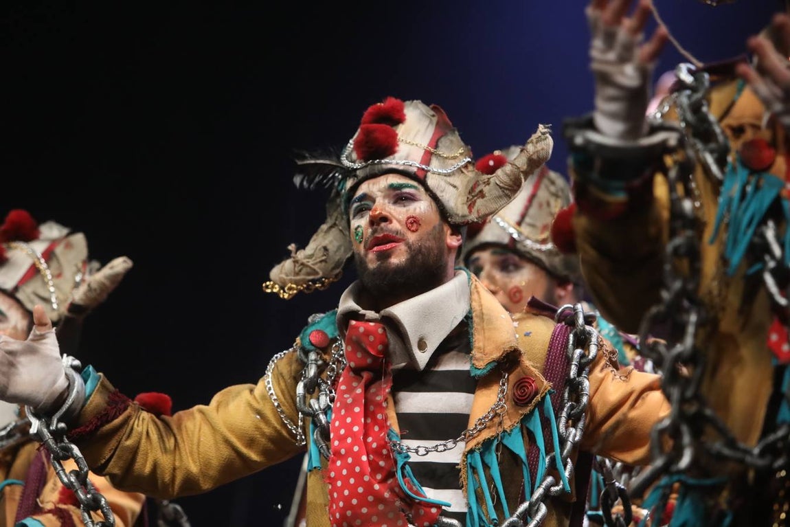 FOTOS: Comparsa Los Encaidenaos en el COAC 2020