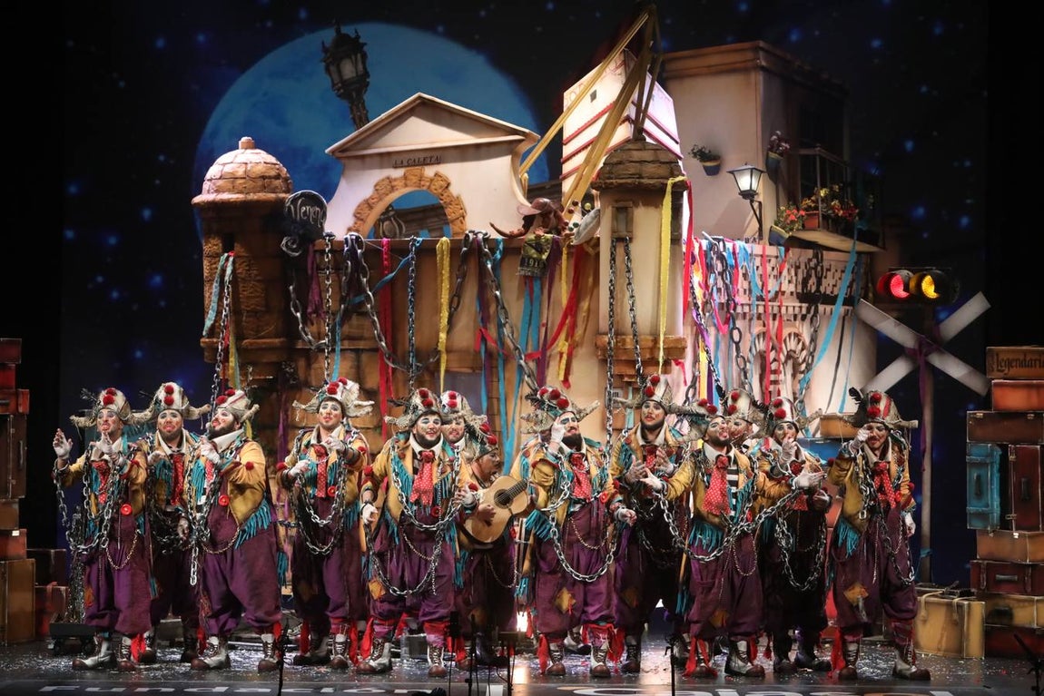 FOTOS: Comparsa Los Encaidenaos en el COAC 2020