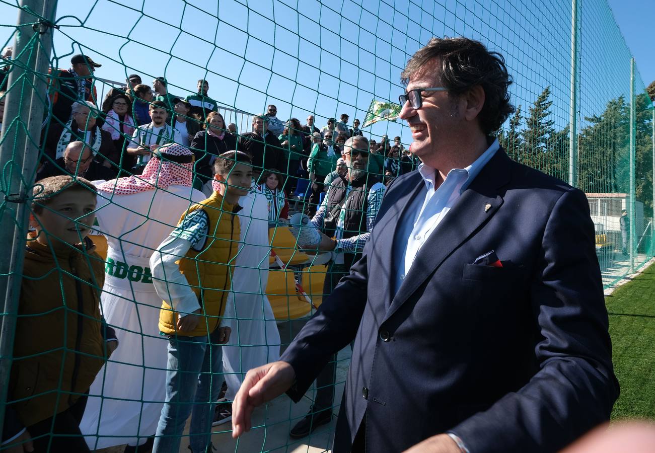 El Cádiz B-Córdoba CF y la afición blanquiverde, en imágenes