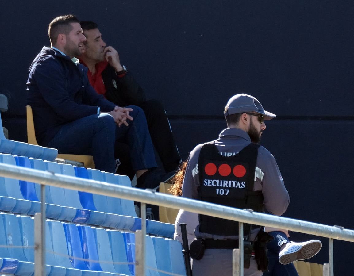 El Cádiz B-Córdoba CF y la afición blanquiverde, en imágenes