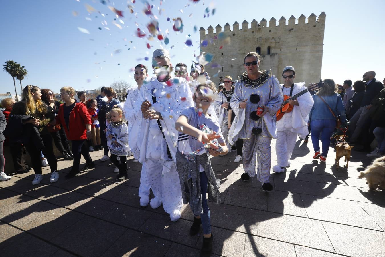 El pasacalles del Carnaval de Córdoba 2020, en imágenes