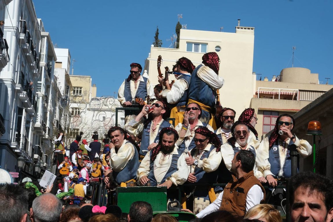 FOTOS: Lleno en Cádiz el Domingo de coros de Carnaval