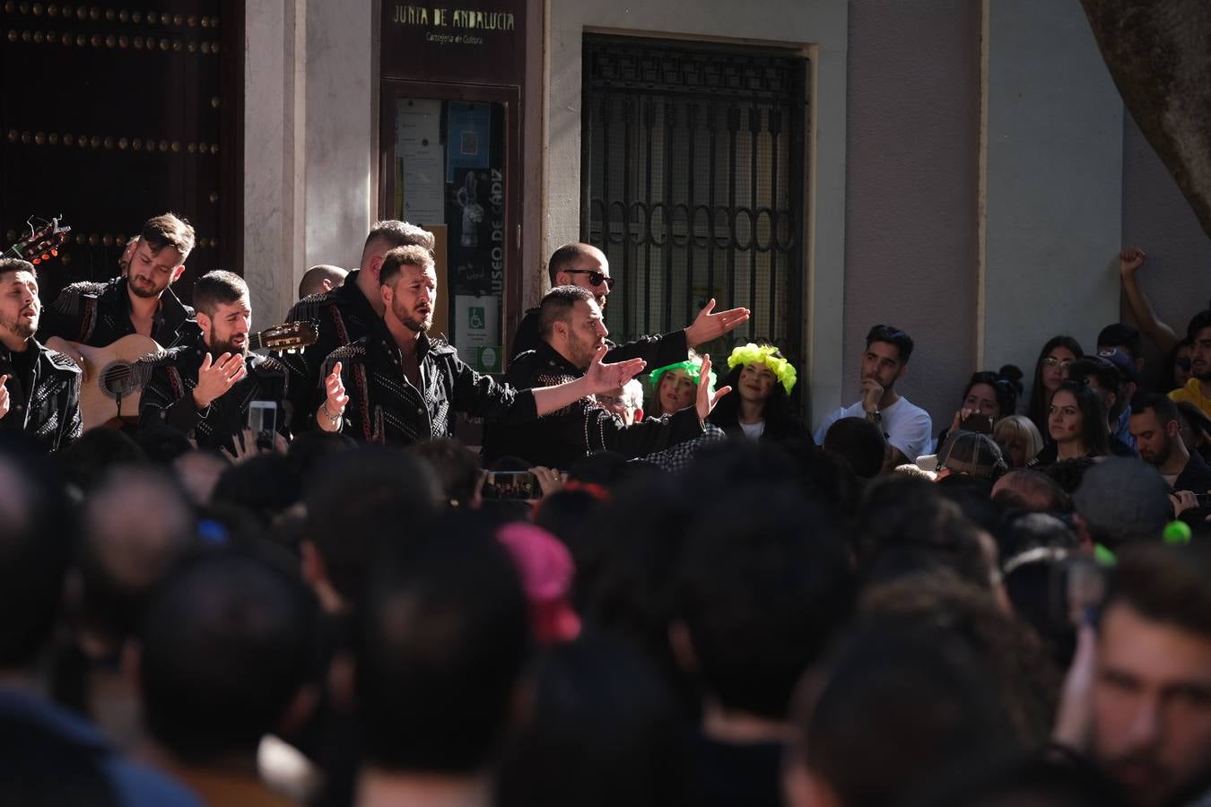 FOTOS: Lunes de coros en el Carnaval de Cádiz 2020