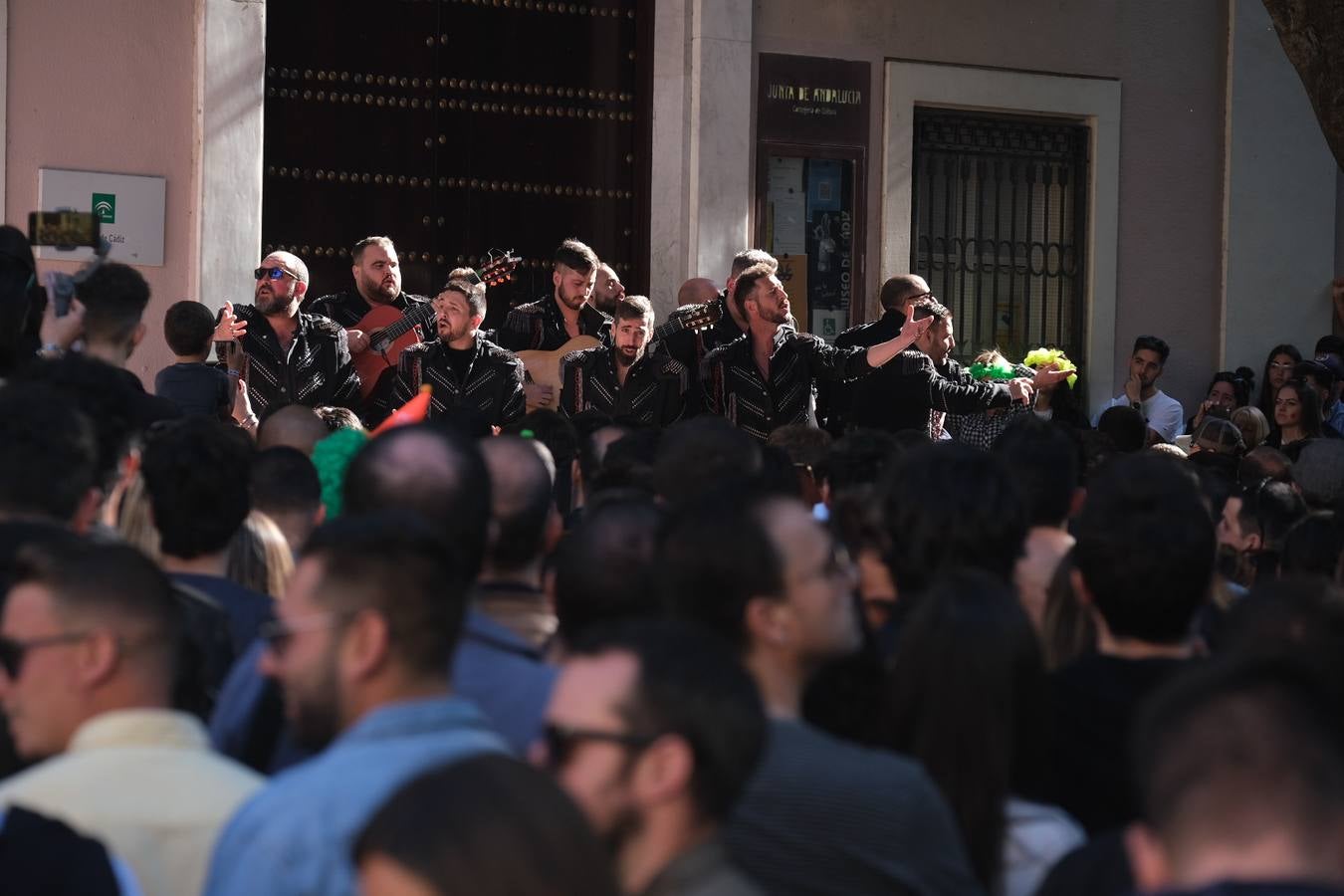 FOTOS: Lunes de coros en el Carnaval de Cádiz 2020