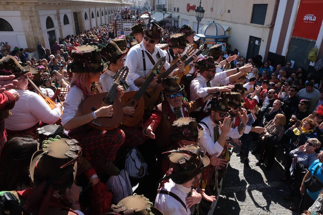 FOTOS: Lunes de coros en el Carnaval de Cádiz 2020