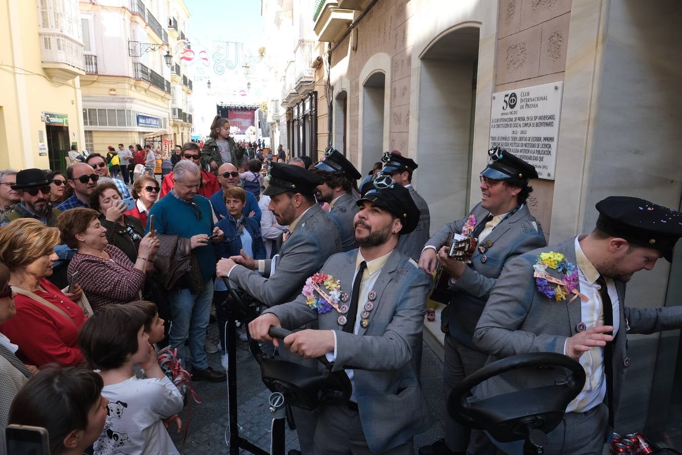 FOTOS: Lunes de coros en el Carnaval de Cádiz 2020