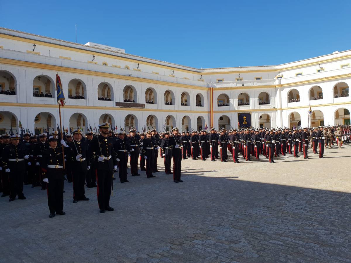 FOTOS: Parada y desfile militar por el 483 aniversario de la Infantería de Marina