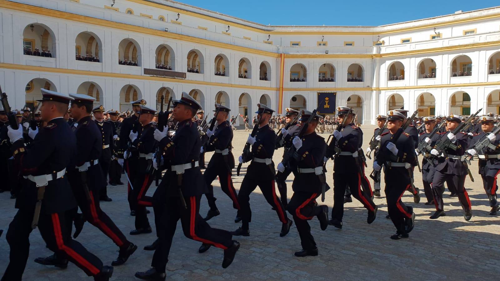 FOTOS: Parada y desfile militar por el 483 aniversario de la Infantería de Marina