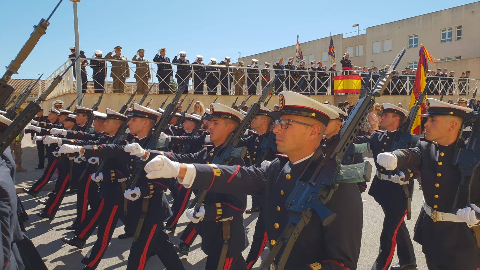 FOTOS: Parada y desfile militar por el 483 aniversario de la Infantería de Marina