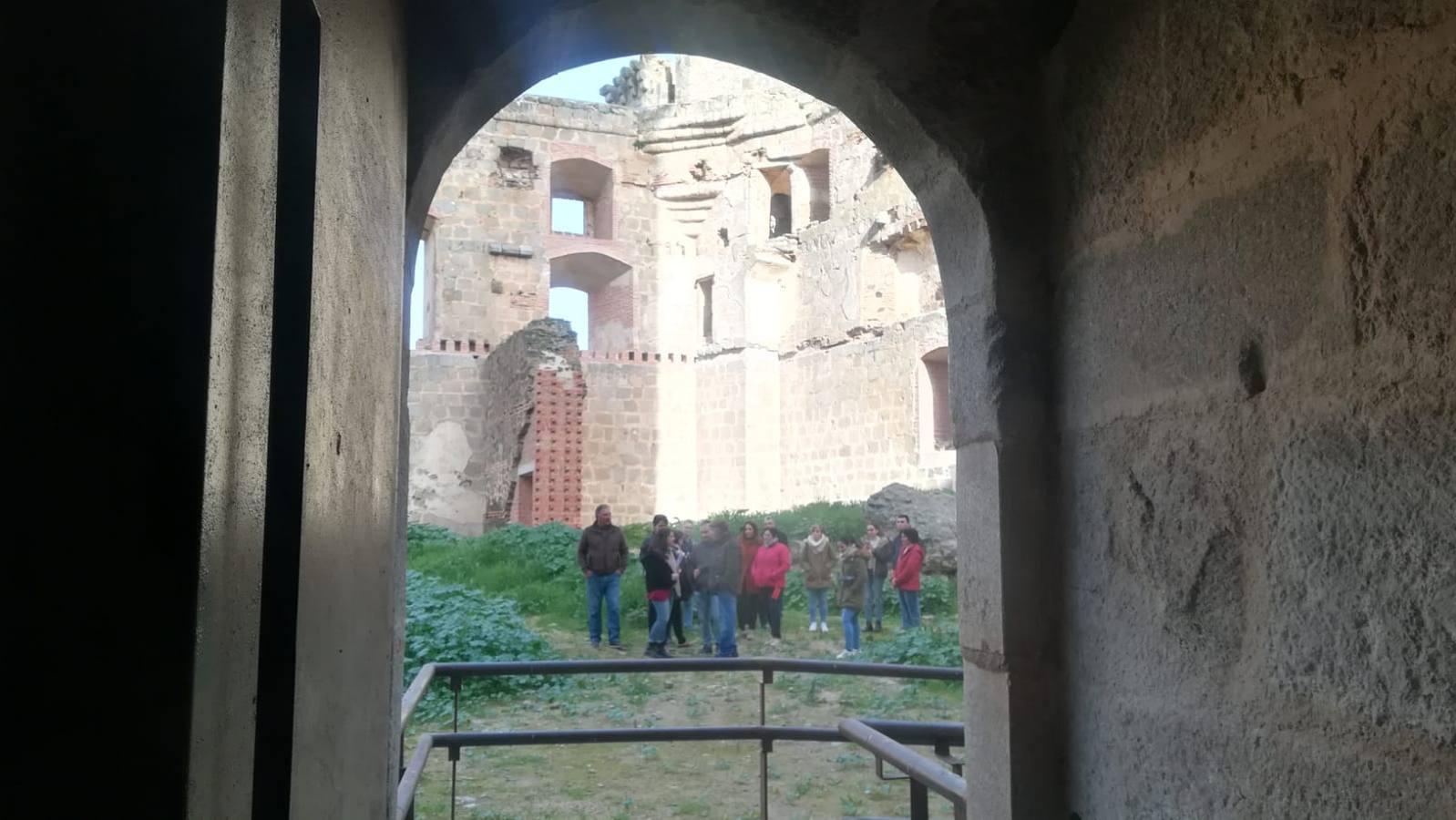 Las visitas al Castillo de Belalcázar con motivo del 28-F, en imágenes