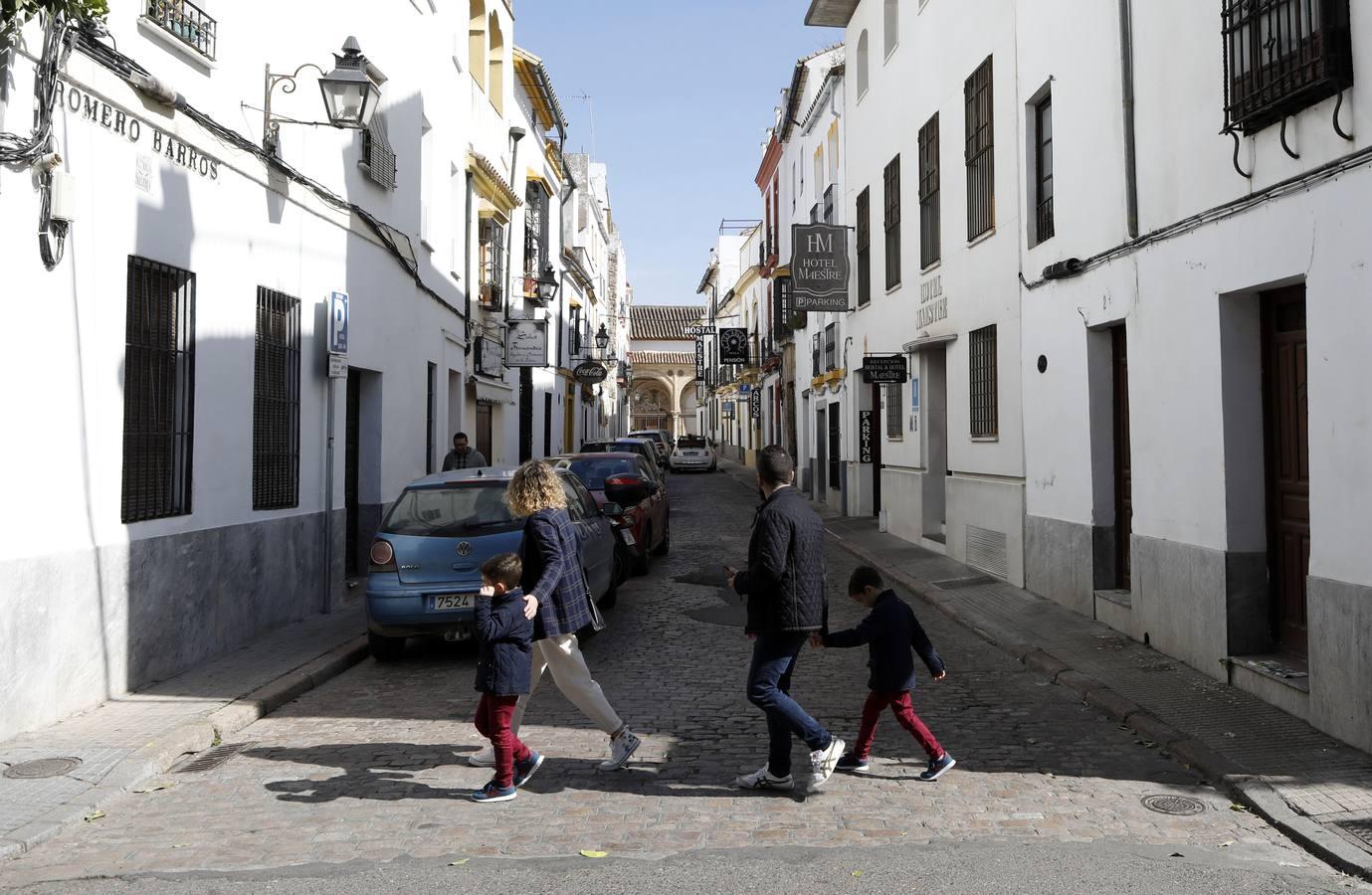 Callejero sentimental de Córdoba | La calle Romero Barros, en imágenes