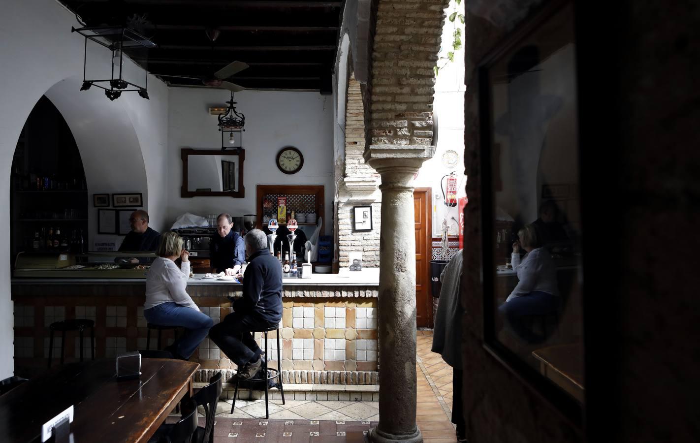 Callejero sentimental de Córdoba | La calle Romero Barros, en imágenes