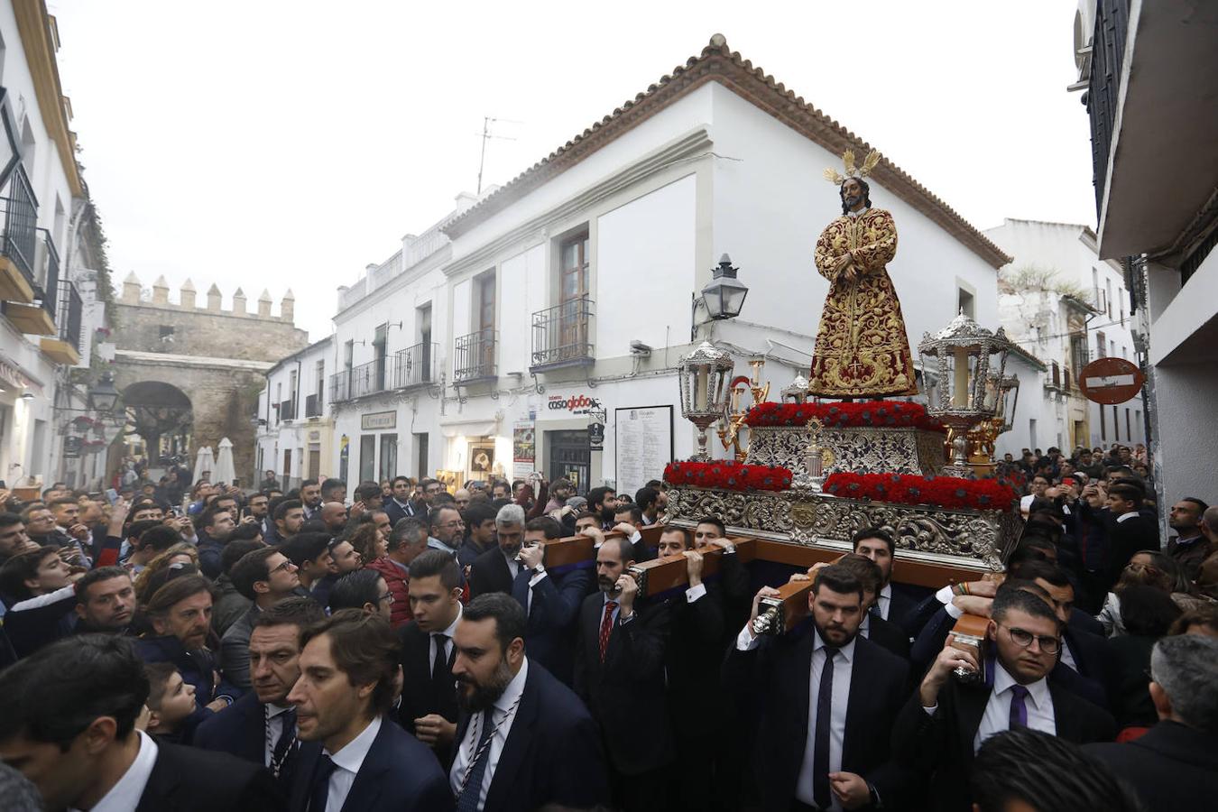 El Vía Crucis del Señor de la Sentencia de Córdoba, en imágenes