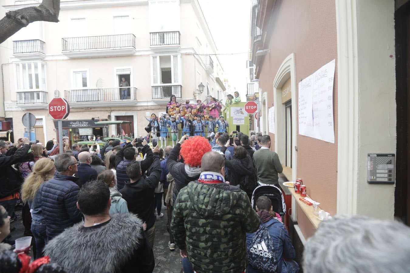 FOTOS: Cádiz se despide de febrero con los carruseles de coros el segundo sábado de carnaval