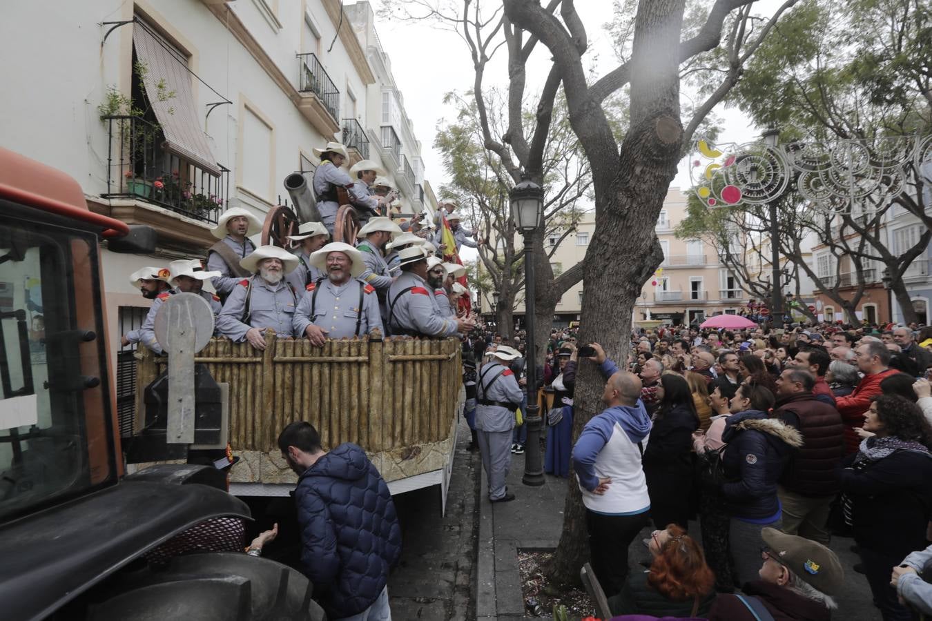 FOTOS: Cádiz se despide de febrero con los carruseles de coros el segundo sábado de carnaval