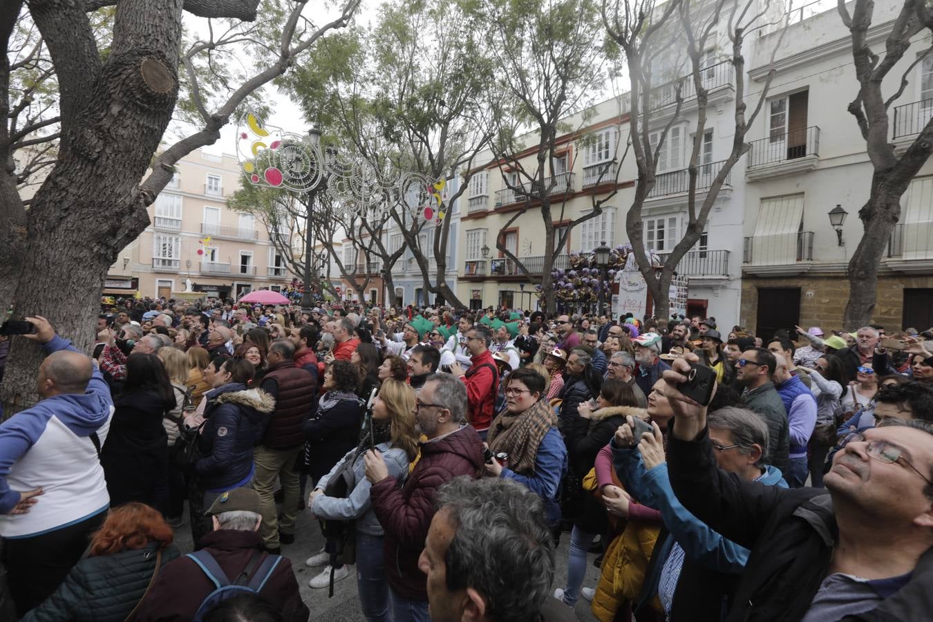 FOTOS: Cádiz se despide de febrero con los carruseles de coros el segundo sábado de carnaval