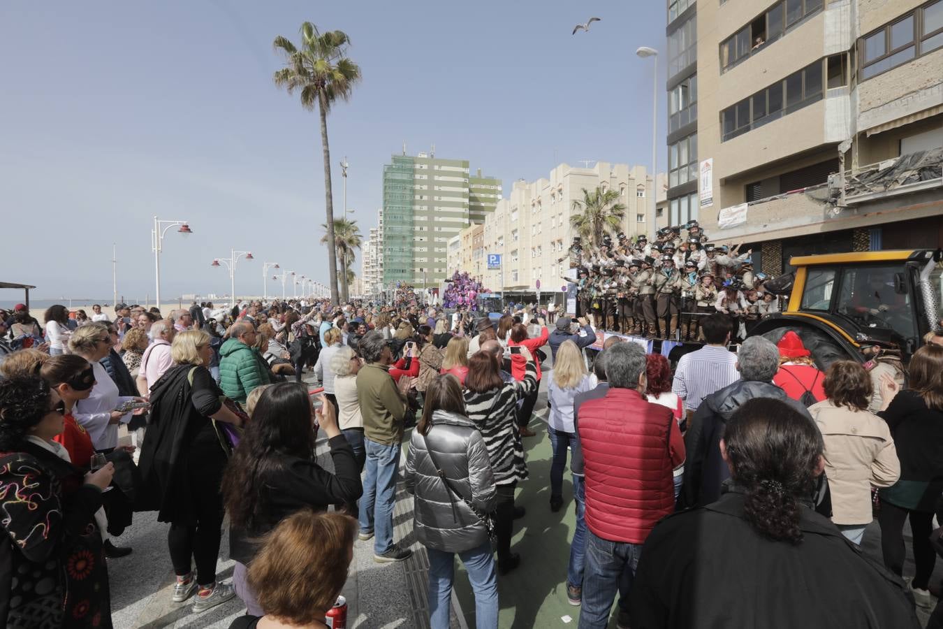 FOTOS: Cádiz se despide de febrero con los carruseles de coros el segundo sábado de carnaval