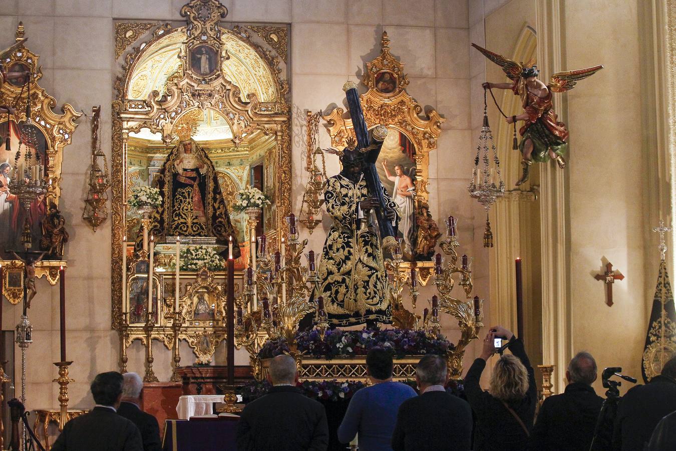 El Señor de la Salud de los Gitanos, preparado para el Vía Crucis de las Cofradías