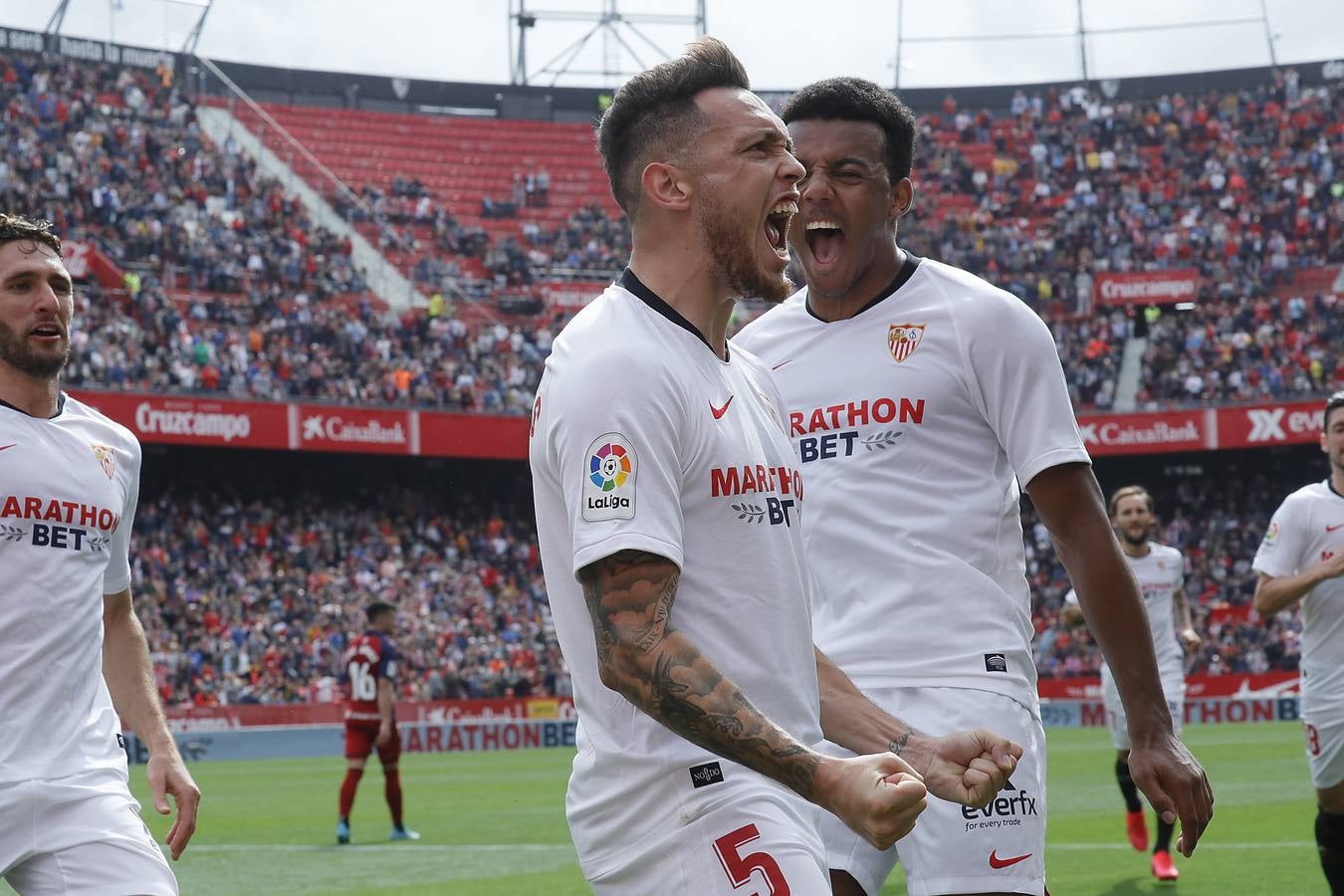 En imágenes, la victoria del Sevilla ante el Osasuna (3-2)