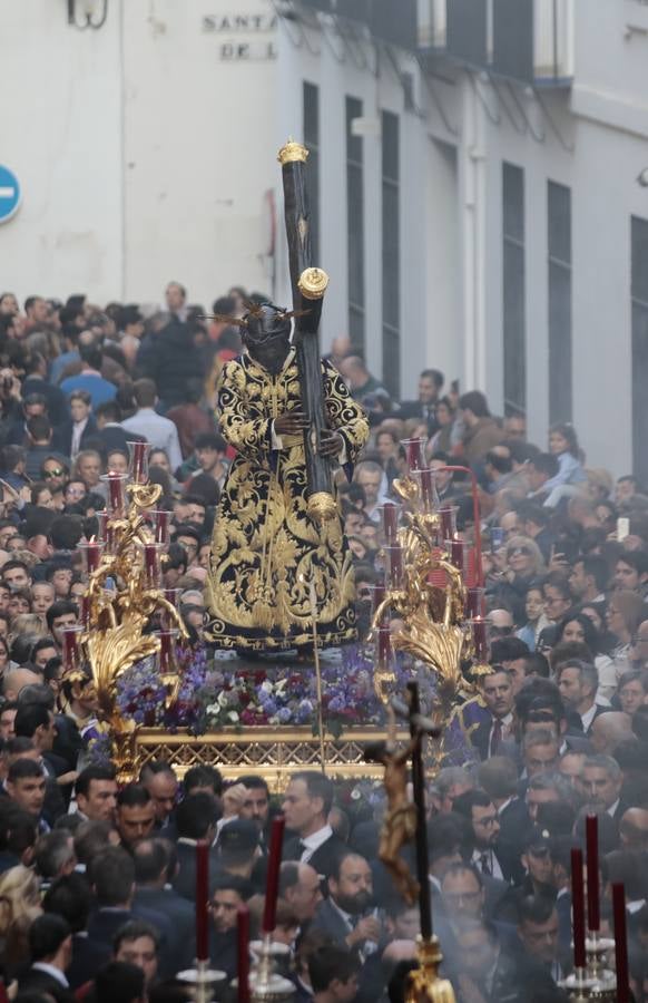 El Vía Crucis del Consejo de Hermandades y Cofradías de Sevilla, en imágenes (II)