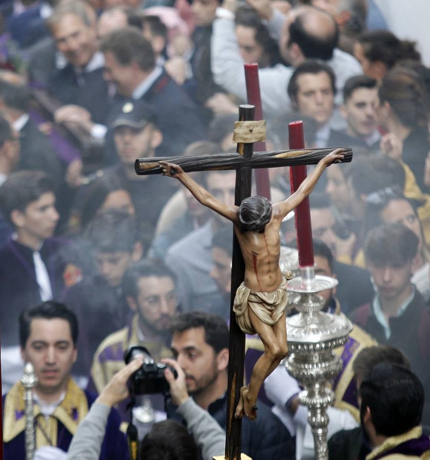 El Vía Crucis del Consejo de Hermandades y Cofradías de Sevilla, en imágenes (II)