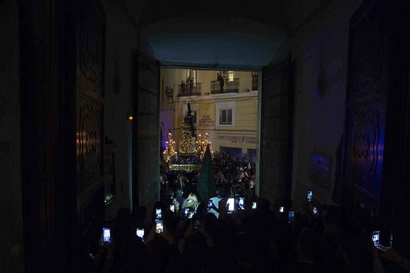 El regreso del Señor de la Salud de los Gitanos al Santuario