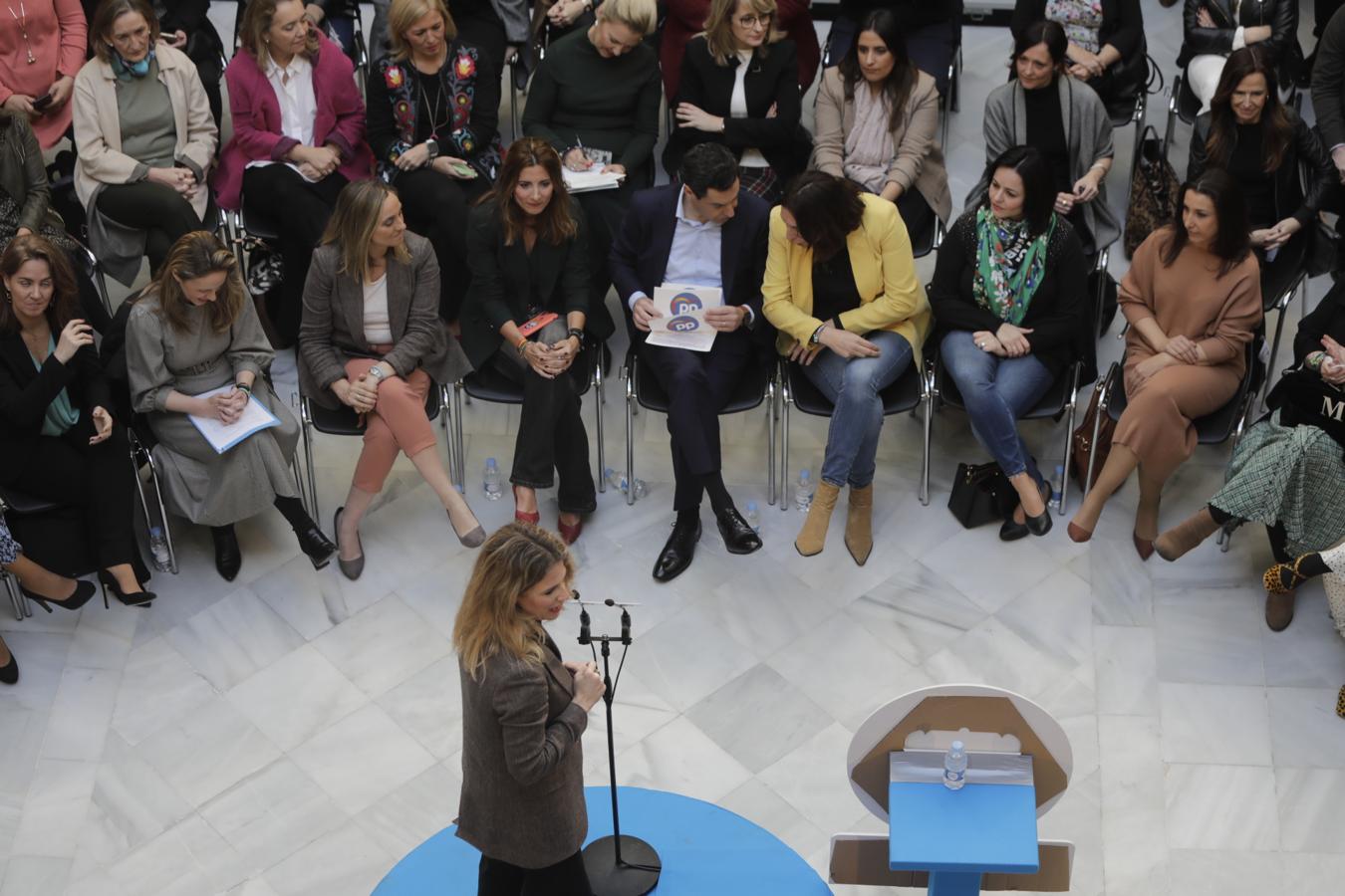 FOTOS: Visita del presidente de la Junta de Andalucía, Juanma Moreno, a Cádiz