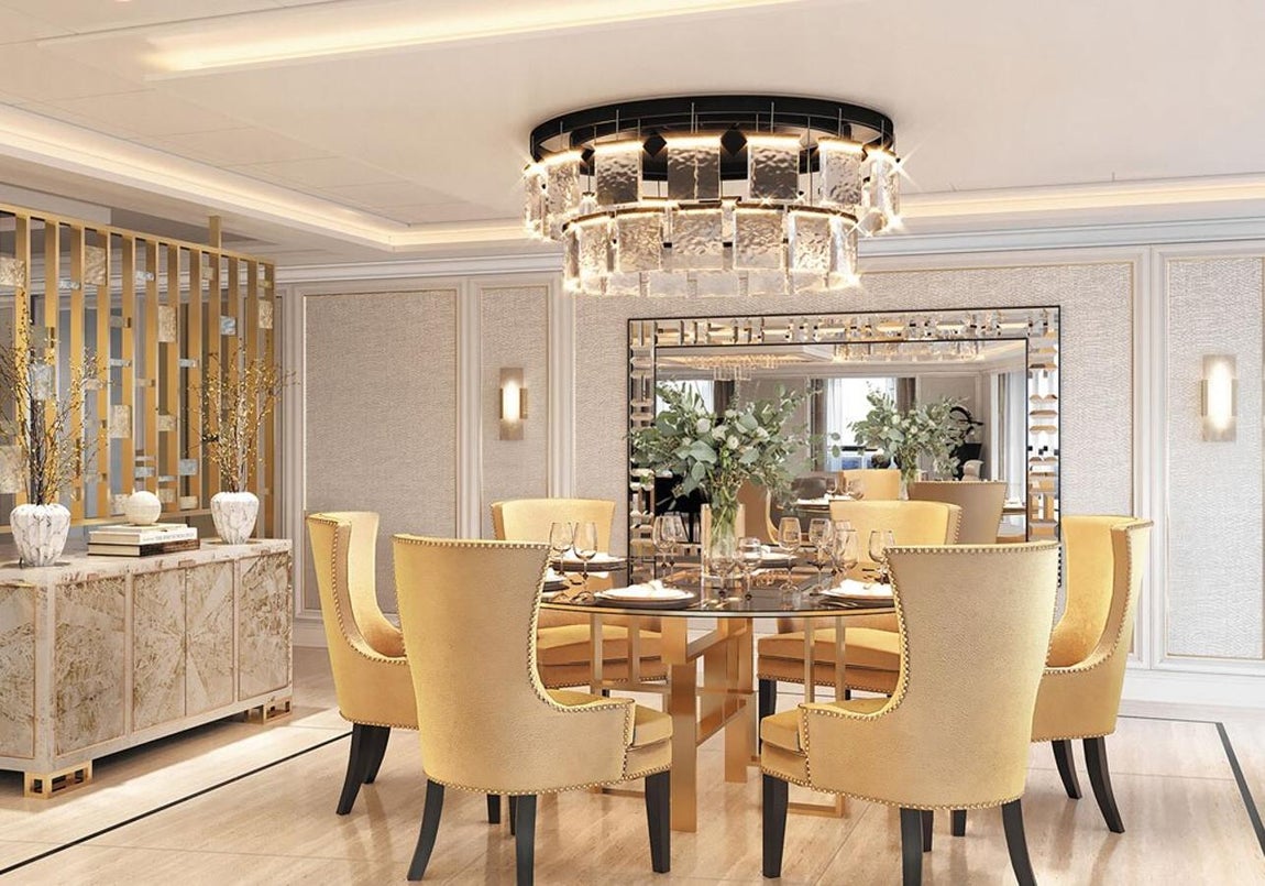 Seven Seas Splendor, el crucero de tus sueños. Aquellos que se decanten por el lujo de la Regent Suite podrán disfrutar también de mayordomo personal, chófer y guía en cada puerto. El paquete incluye también vuelos en primera clase hasta el puerto de salida y retorno y tratamientos de Spa. Y para ir más allá podrás incluso pedir café en la habitación a través de una app en tu teléfono móvil.