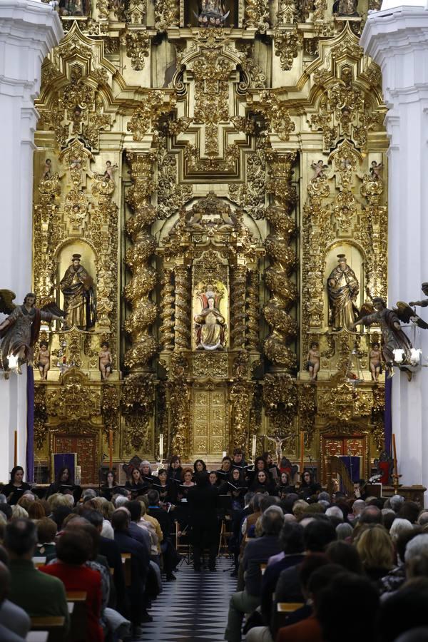 El concierto de la Orquesta y Coro de la Catedral de Córdoba en la Trinidad, en imágenes