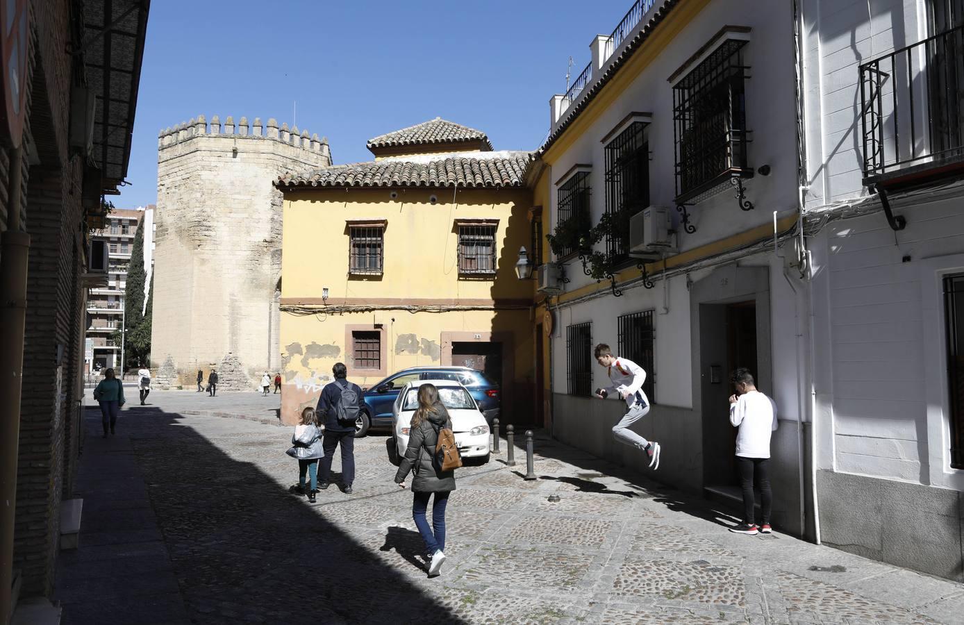 Callejero sentimental de Córdoba | La calle Adarve, en imágenes