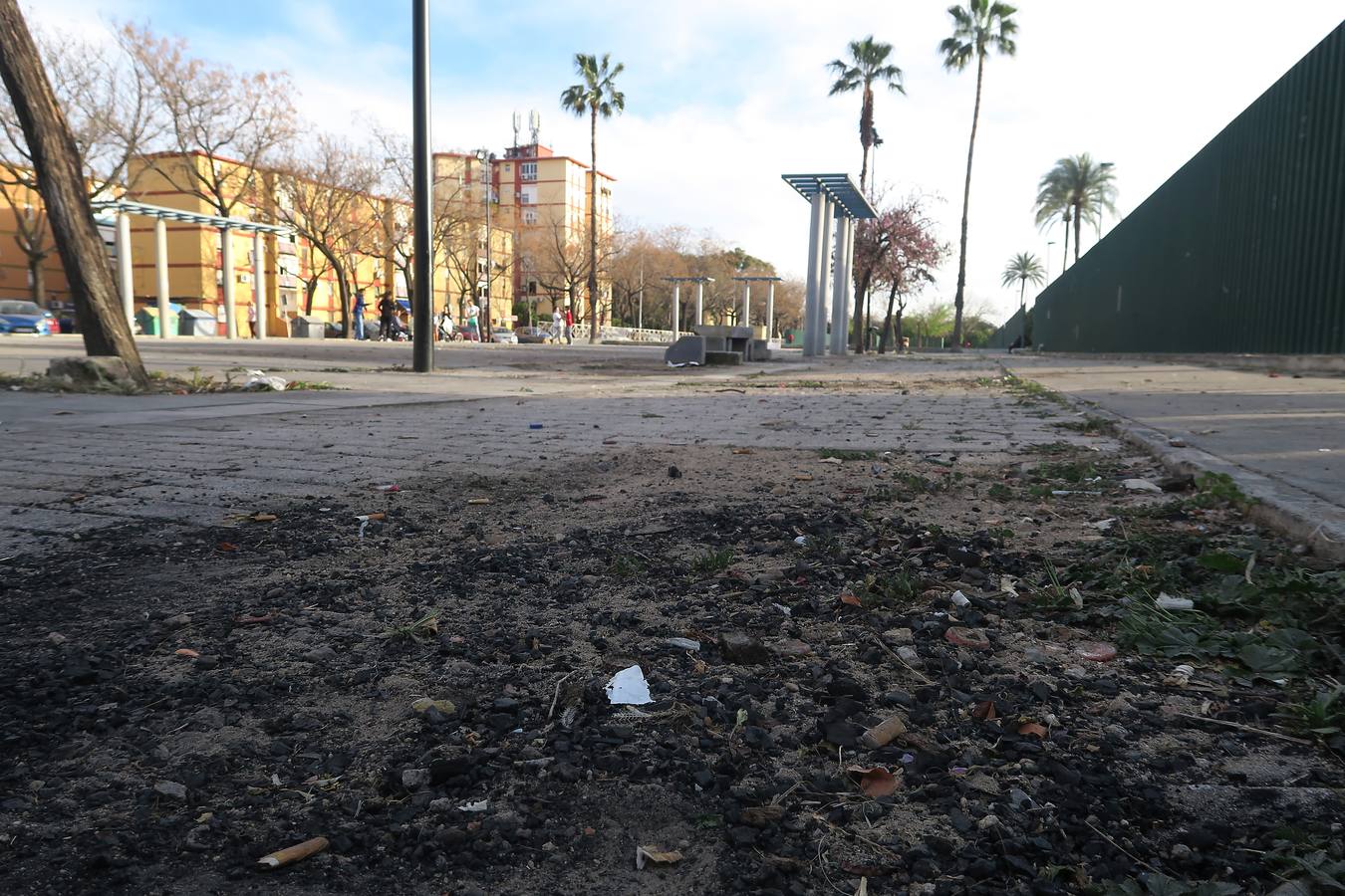 El abandono de parques y zonas verdes de Sevilla