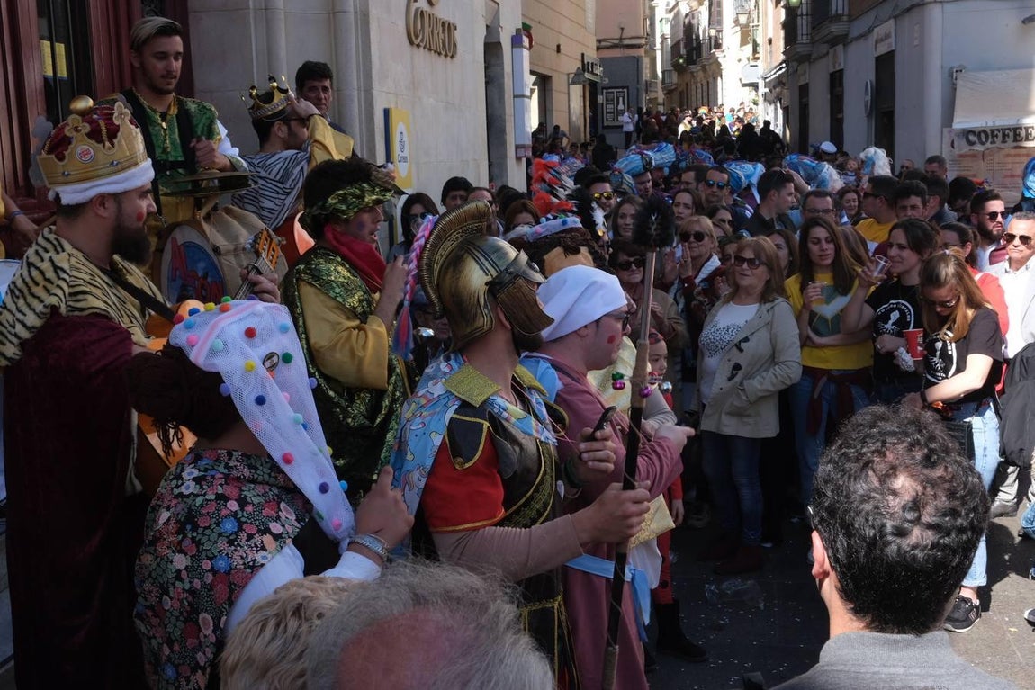 Fotos: El Carnaval Chiquito despide la fiesta en la calle