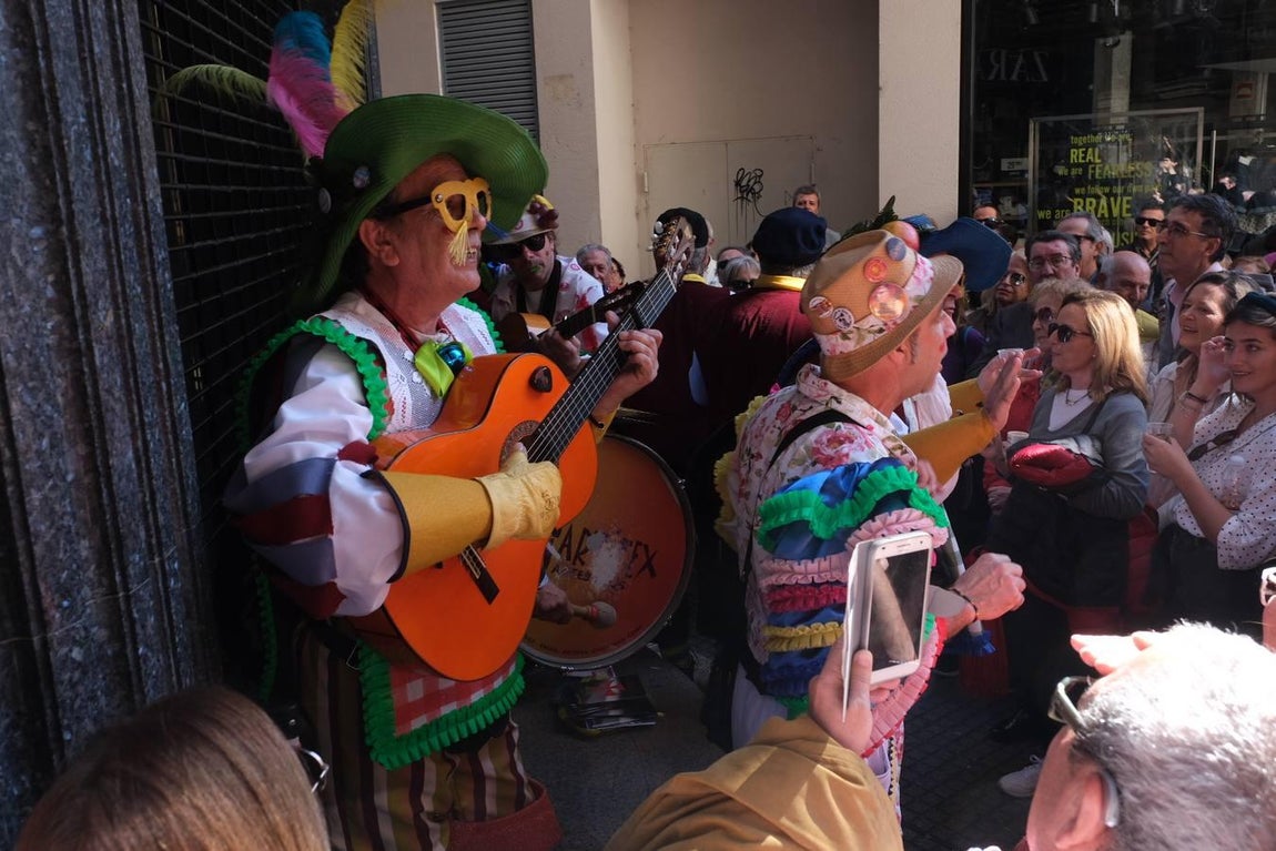 Fotos: El Carnaval Chiquito despide la fiesta en la calle