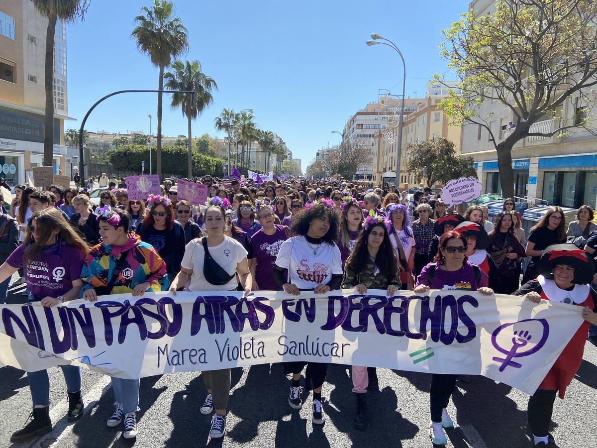 Fotos: Manifestación por el 8M en Cádiz