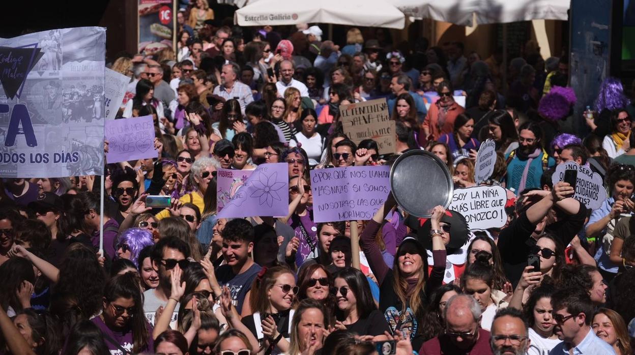 Fotos: Manifestación por el 8M en Cádiz