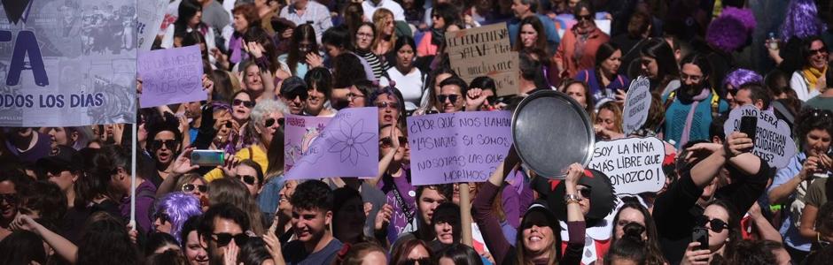 Fotos: Manifestación por el 8M en Cádiz