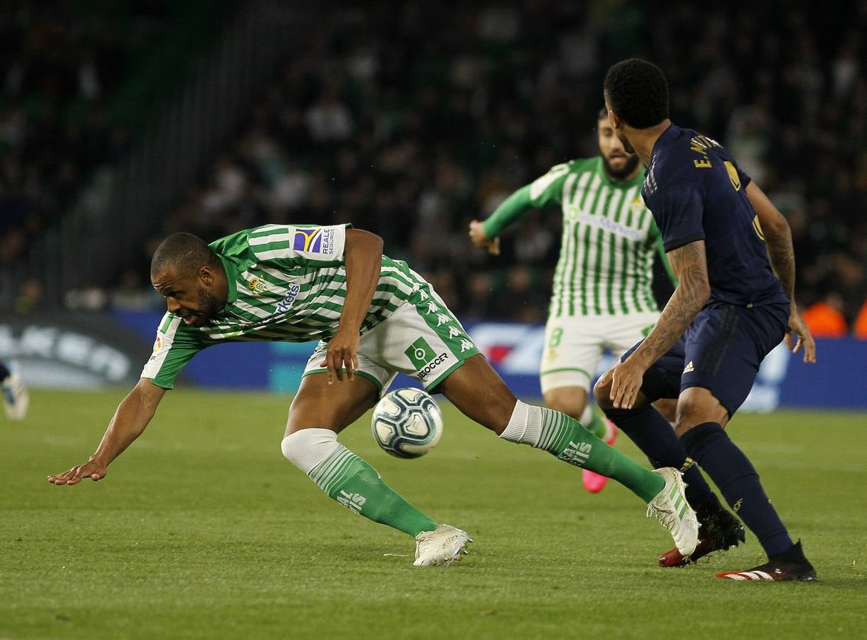 Las mejores imágenes de la victoria del Betis ante el Real Madrid en el Villamarín (2-1)