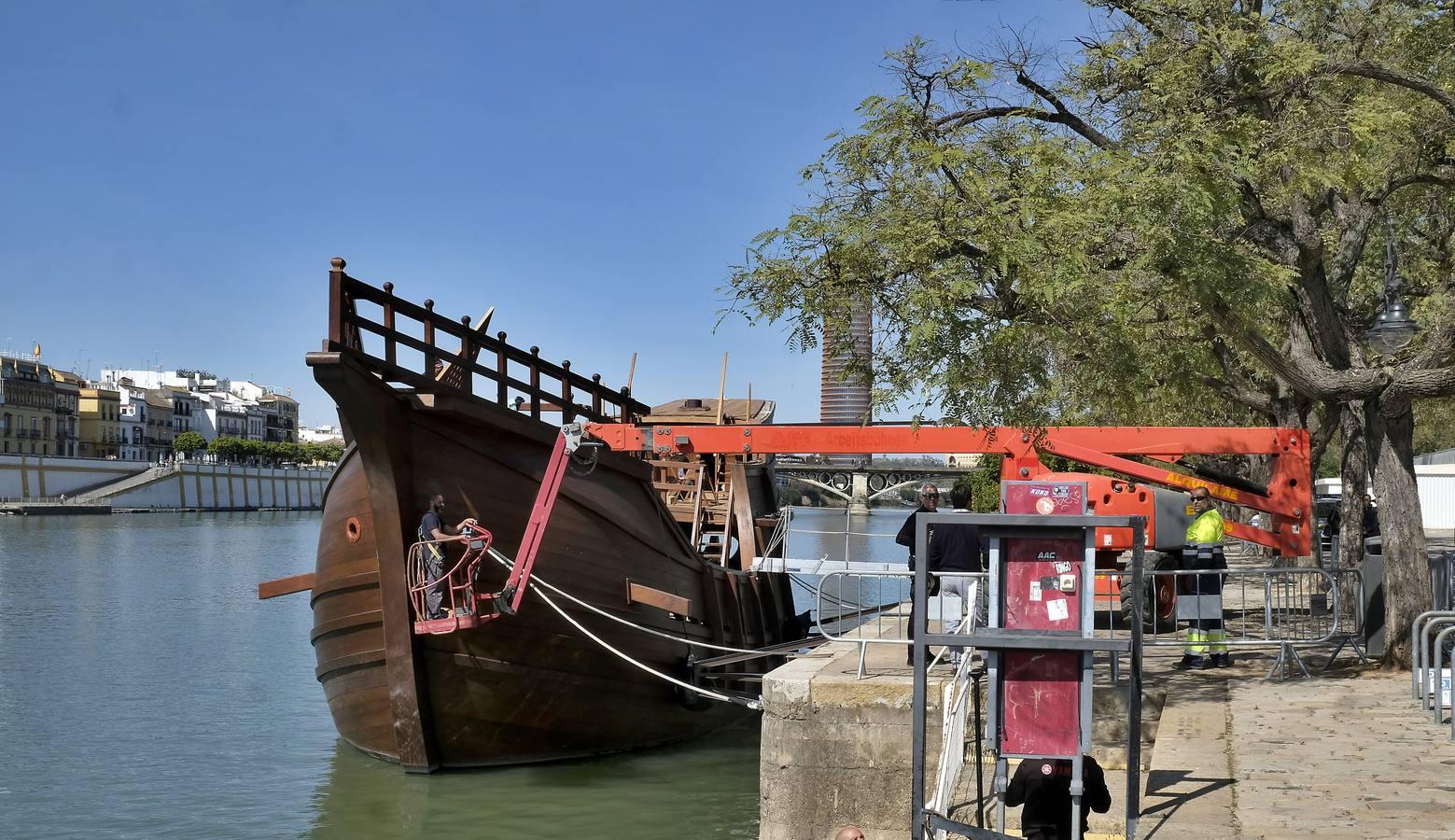 Las imágenes de la réplica de la Nao Victoria 500 en el Guadalquivir