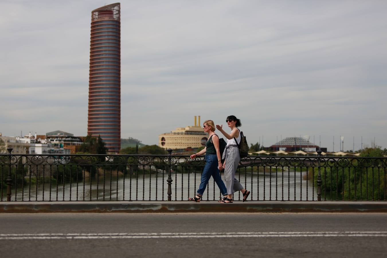 En imágenes, Sevilla registra temperaturas primaverales