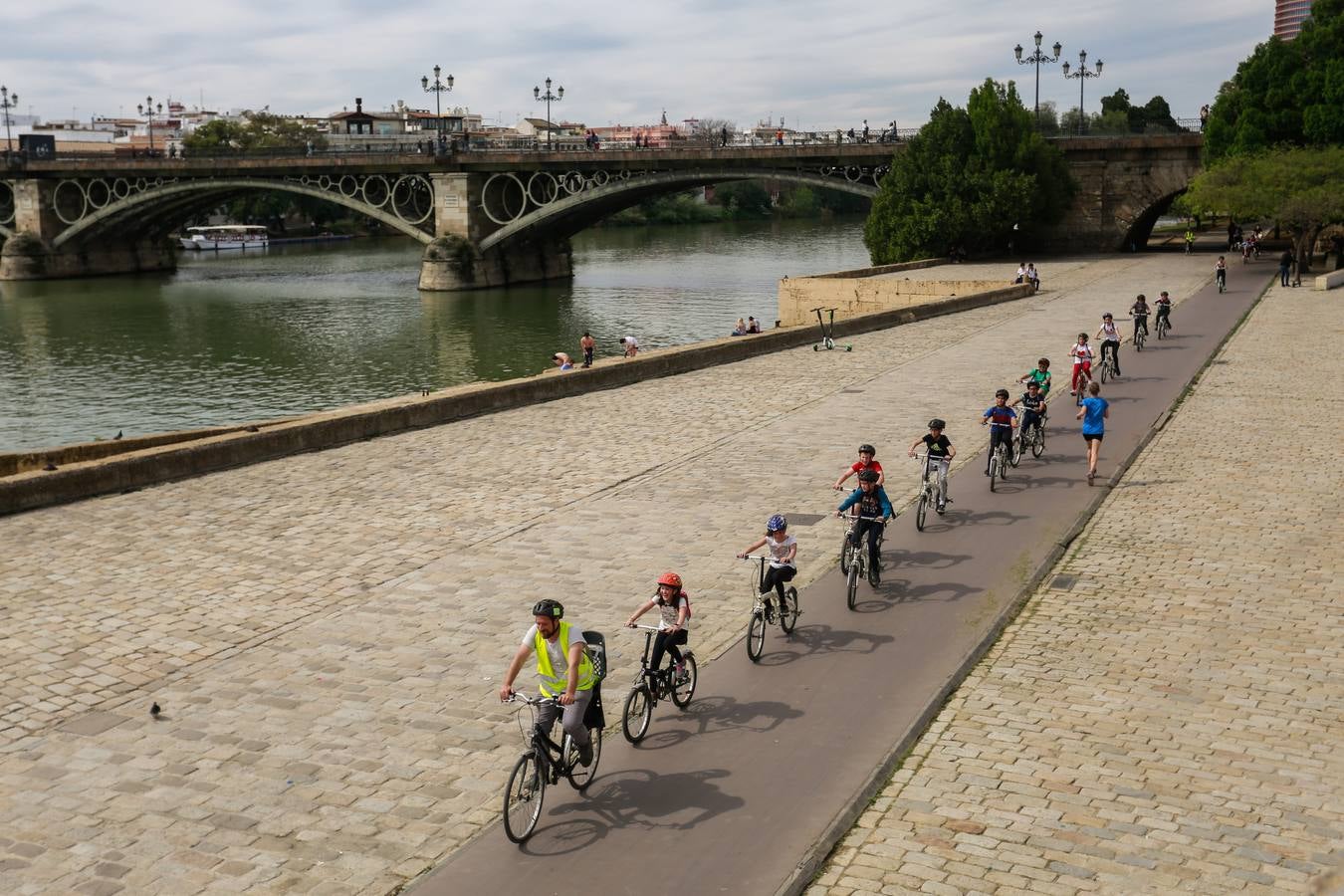 En imágenes, Sevilla registra temperaturas primaverales