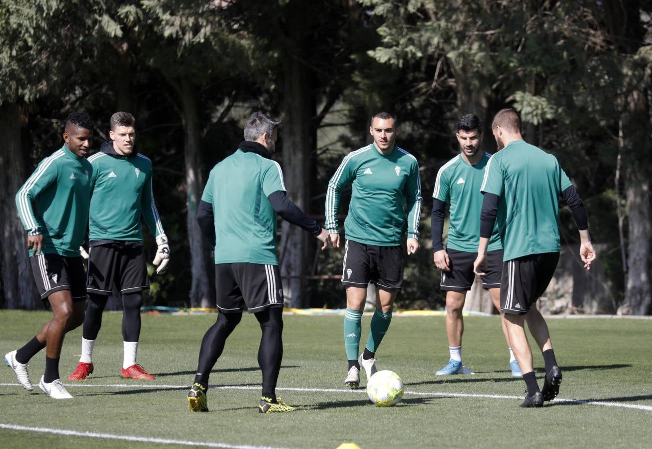 El primer entrenamiento de Juan Sabas en el Córdoba CF, en imágenes