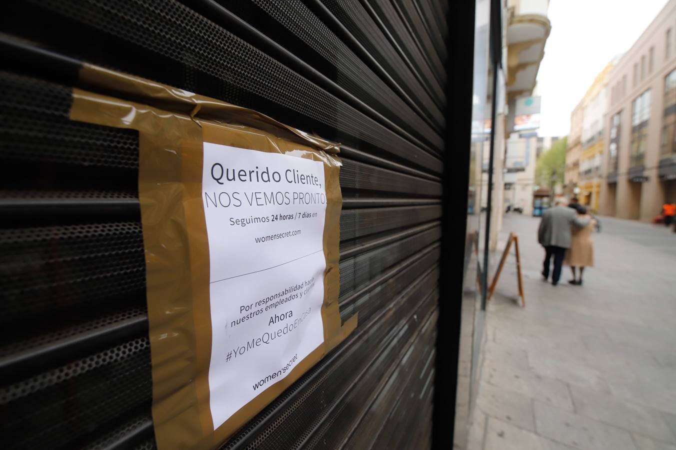 Comercios cerrados y calles vacías por el coronavirus en Córdoba