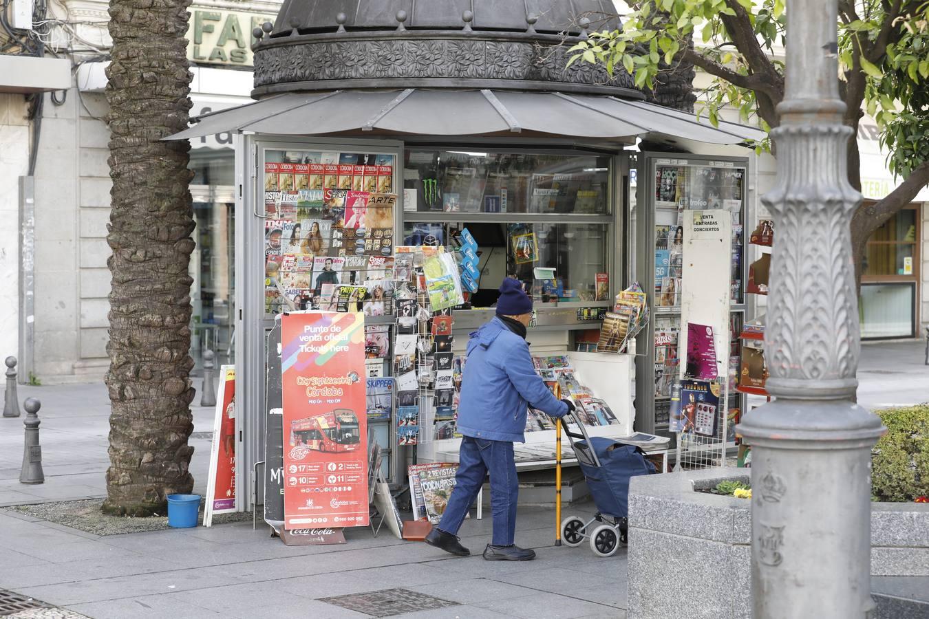 Las calles, mercados y quioscos de Córdoba con el coronavirus, en imágenes