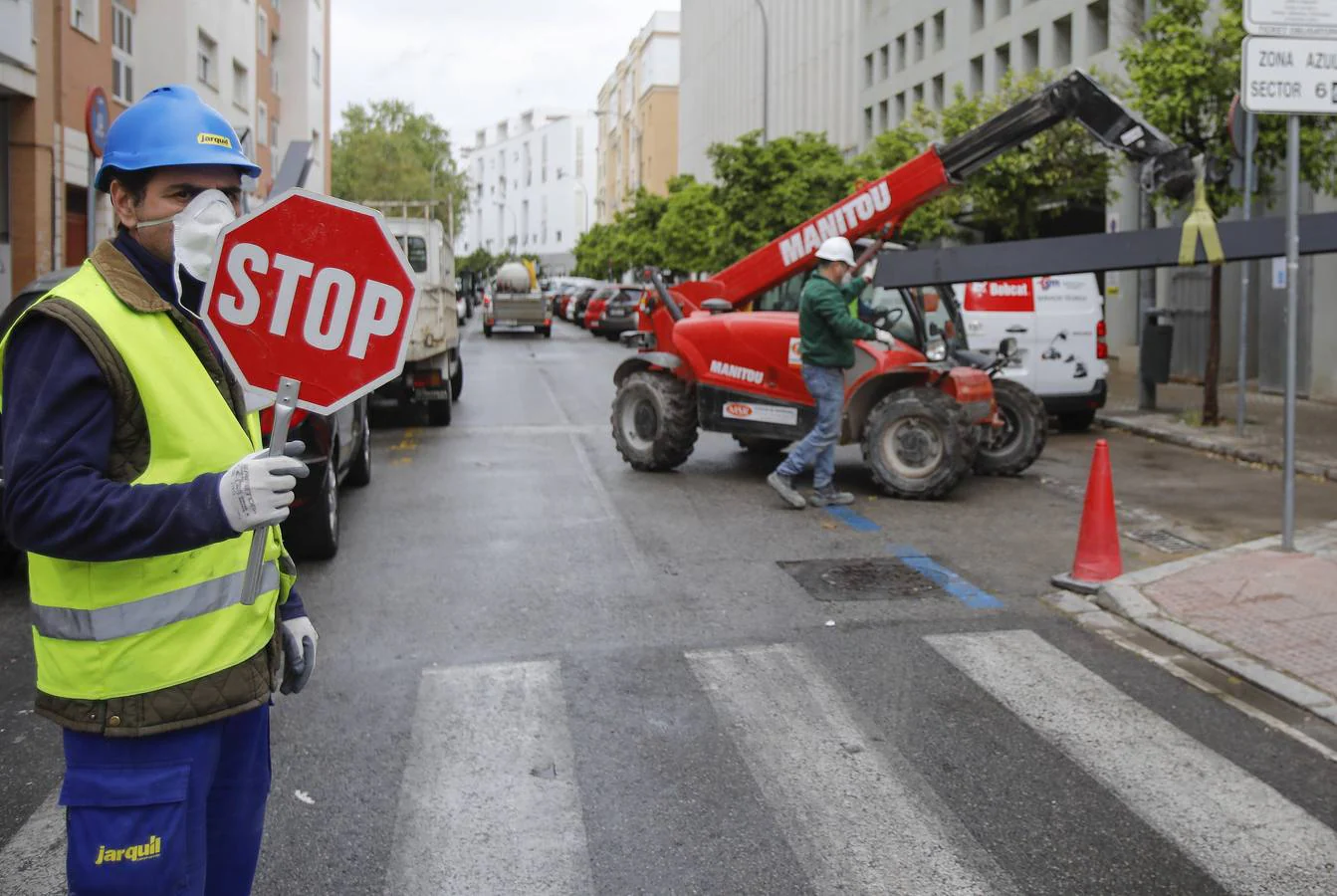 Coronavirus en Sevilla: en el trabajo, pese al Estado de alarma