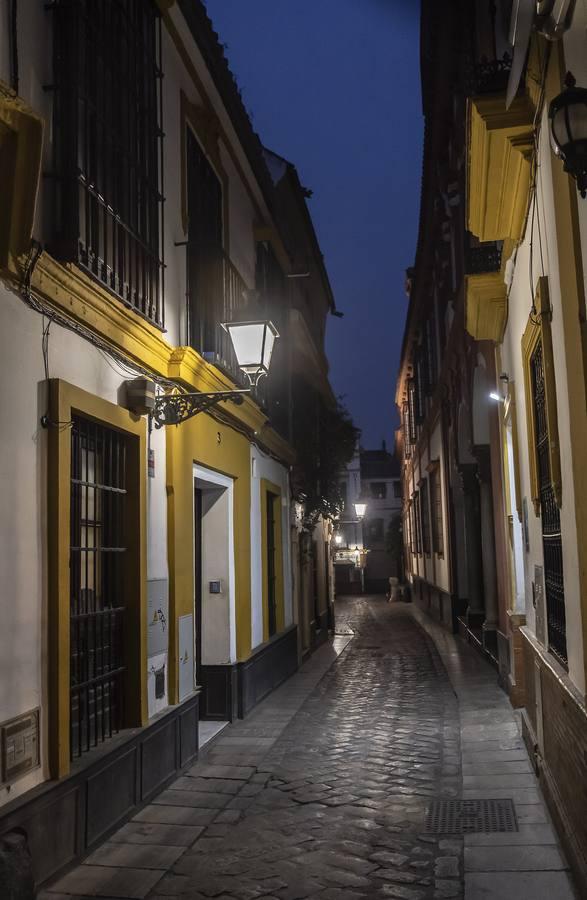 Coronavirus en Sevilla: así luce el barrio de Santa Cruz