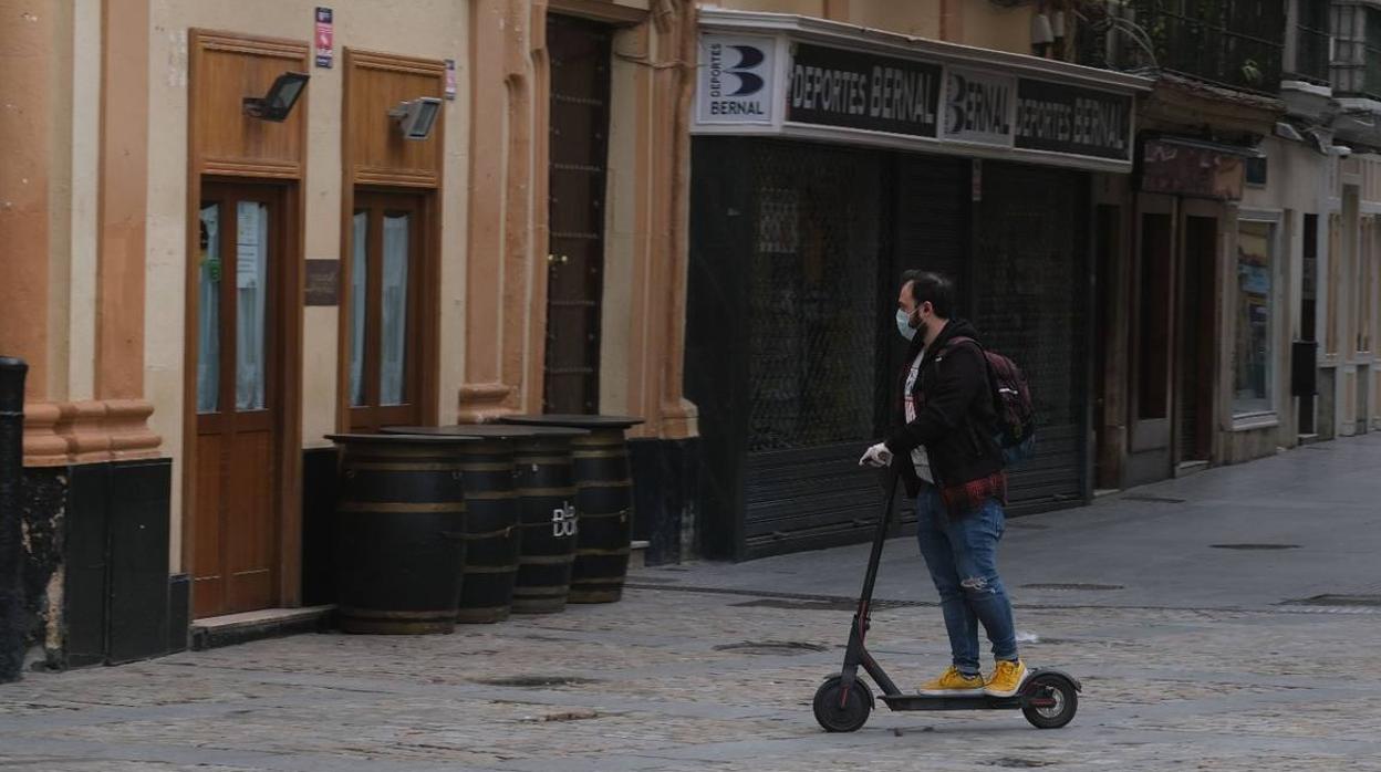 Cádiz, las imágenes de una semana en Estado de Alarma