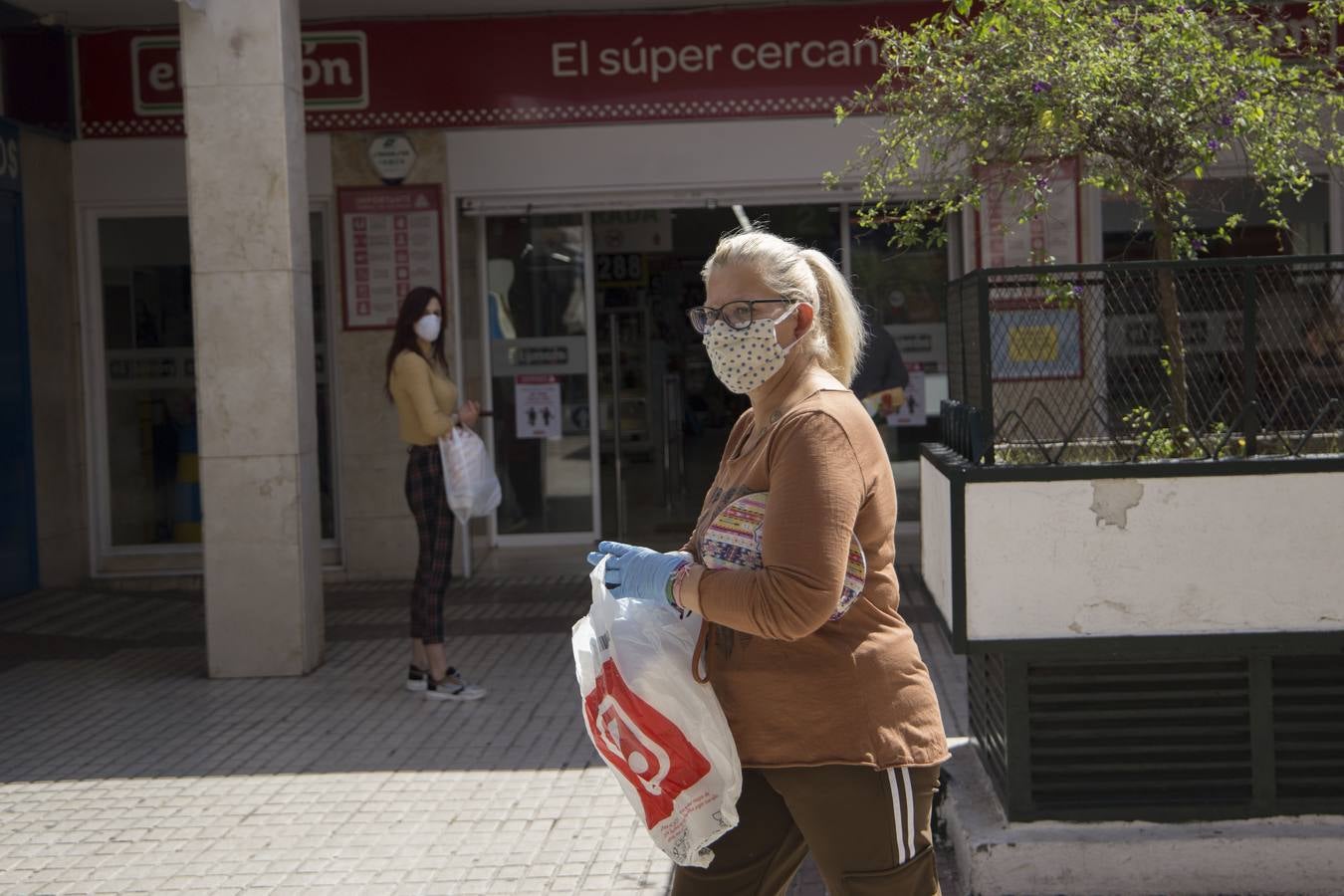 Sevilla Este y Parque Alcosa: un día de confinamiento por el estado de alarma por coronavirus